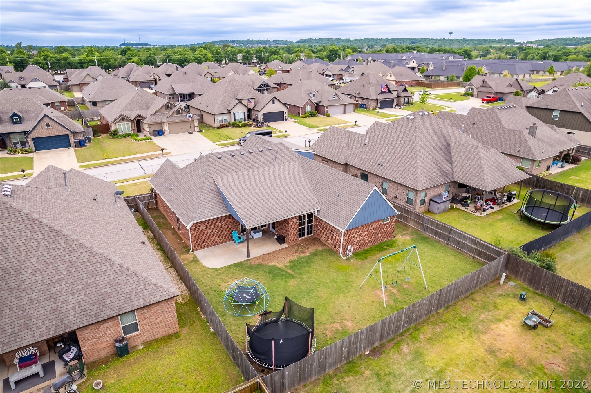 18223 E 49th Place S