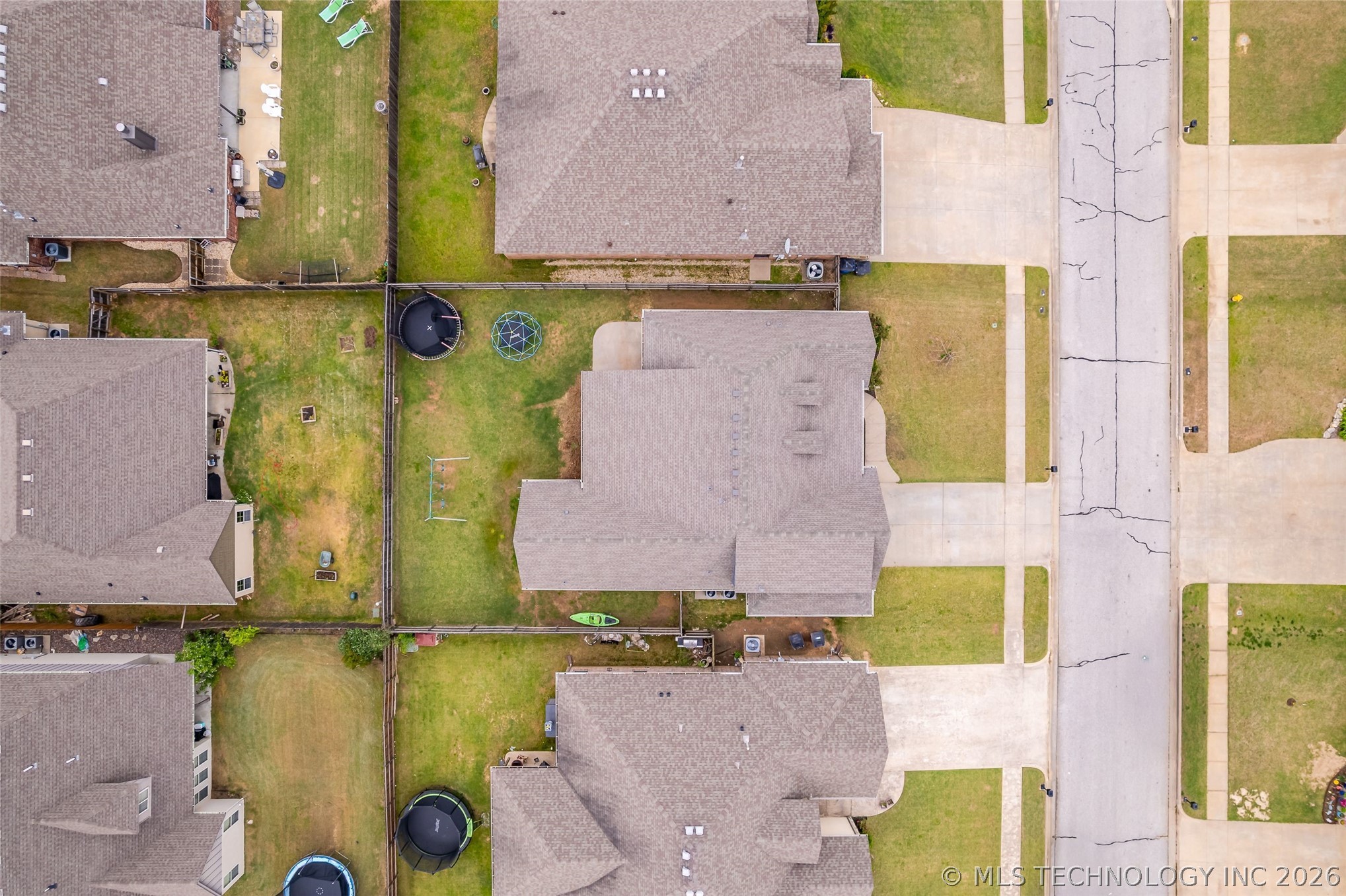 18223 E 49th Place S
