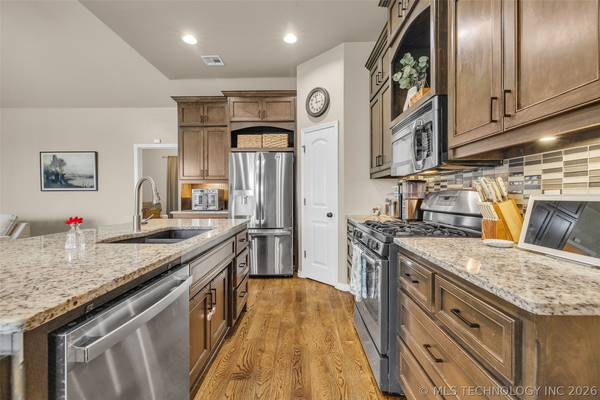 18223 E 49th Place S