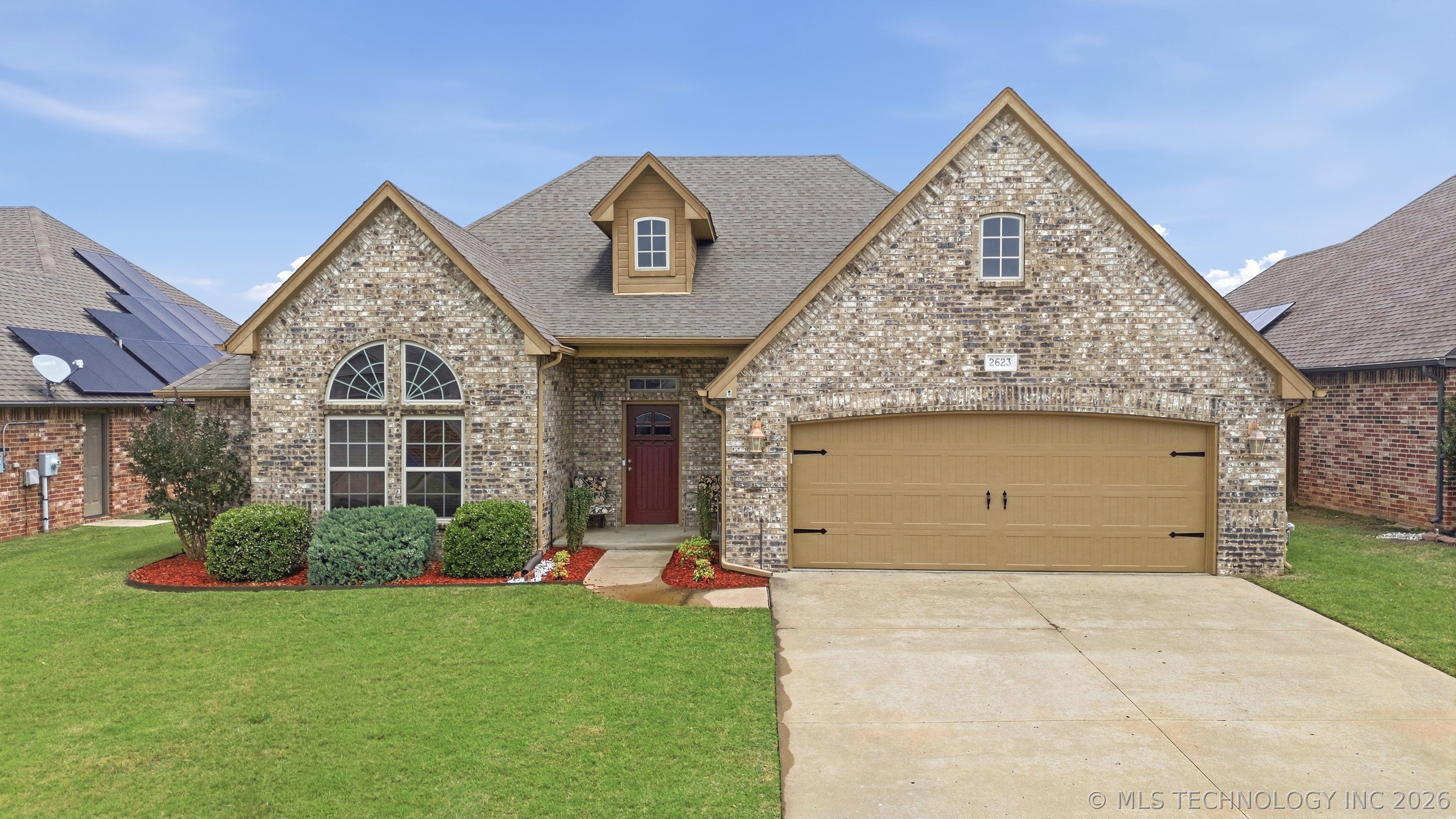 2623 S 15th Place