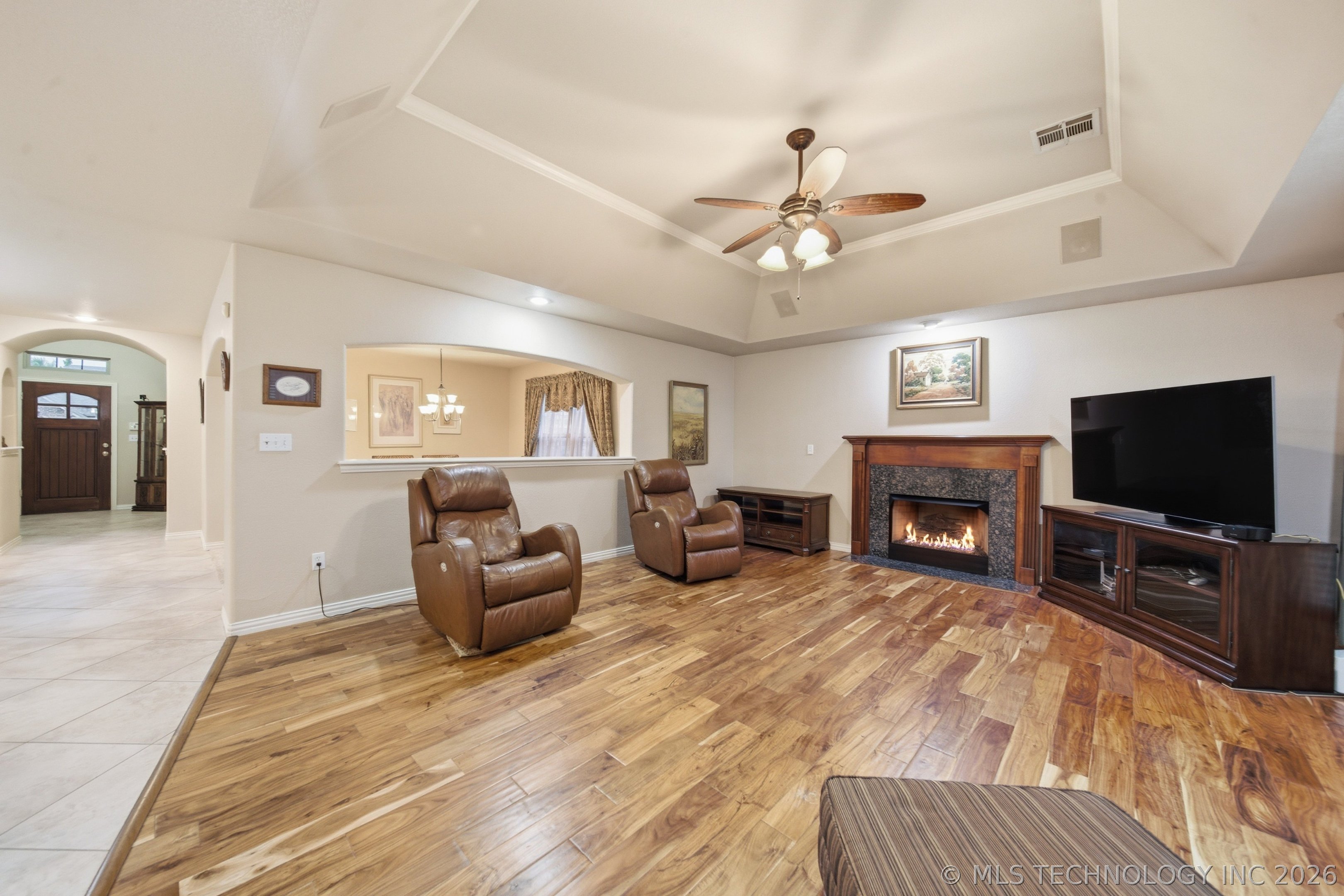 2623 S 15th Place