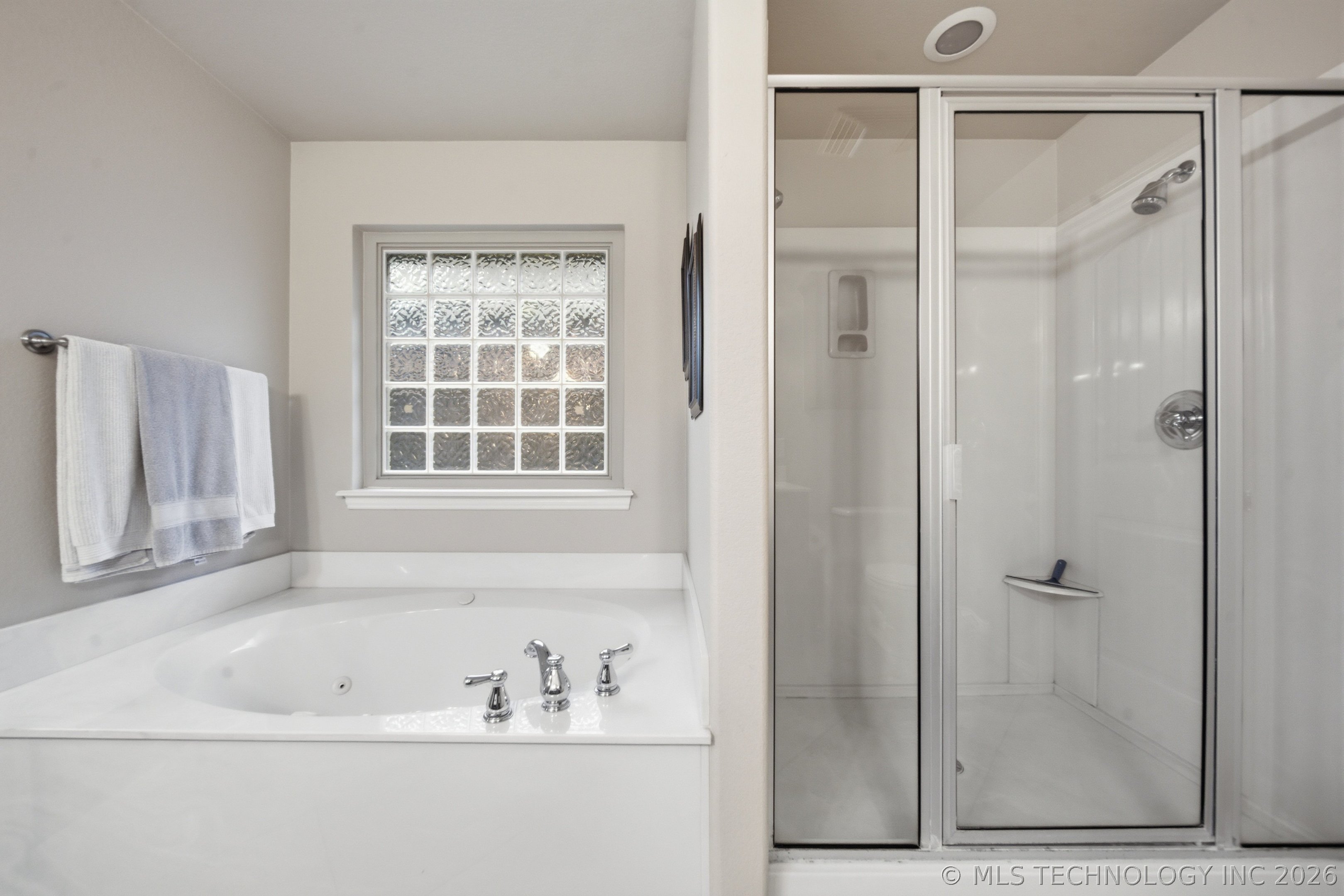 2623 S 15th Place