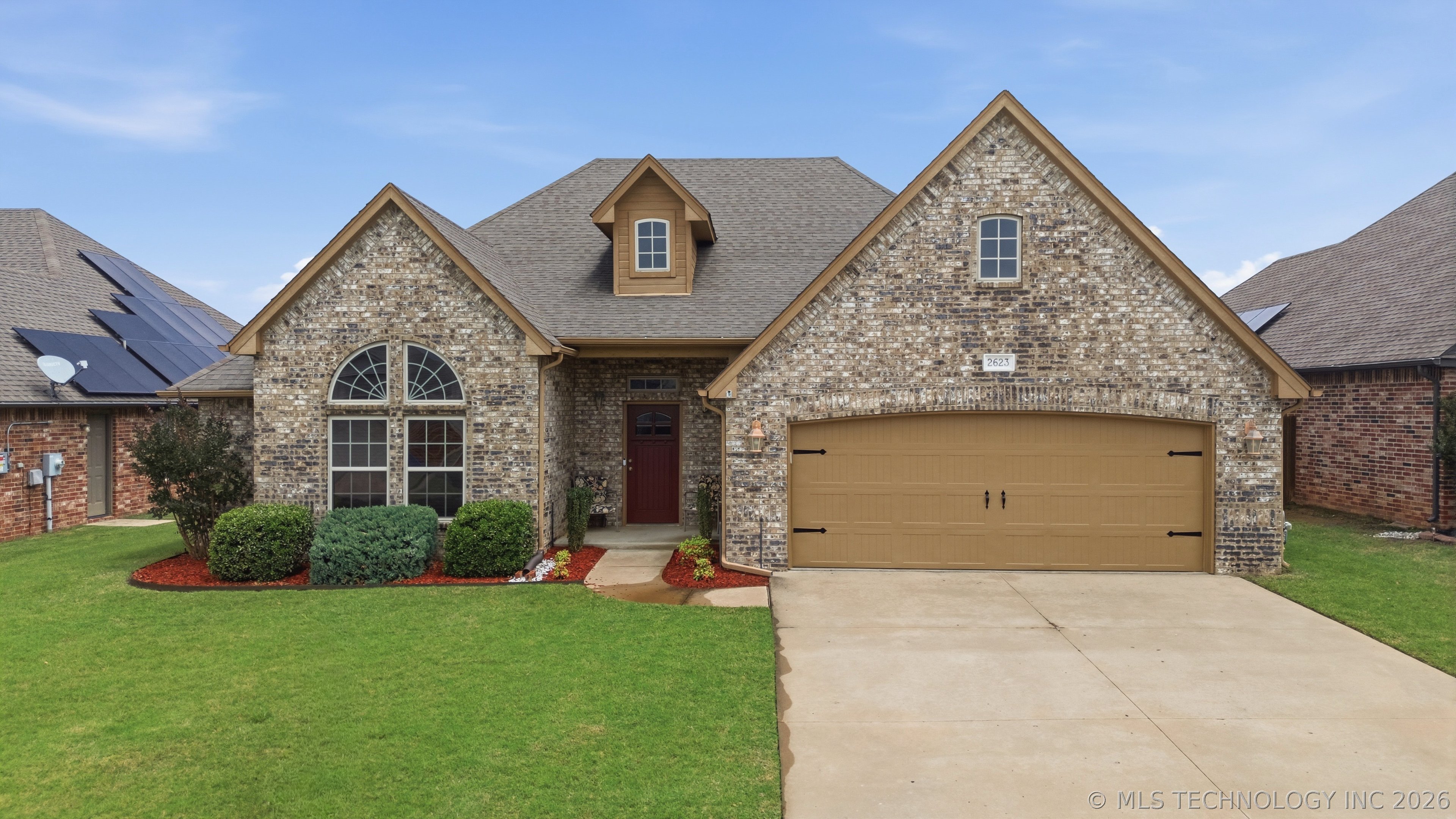 2623 S 15th Place