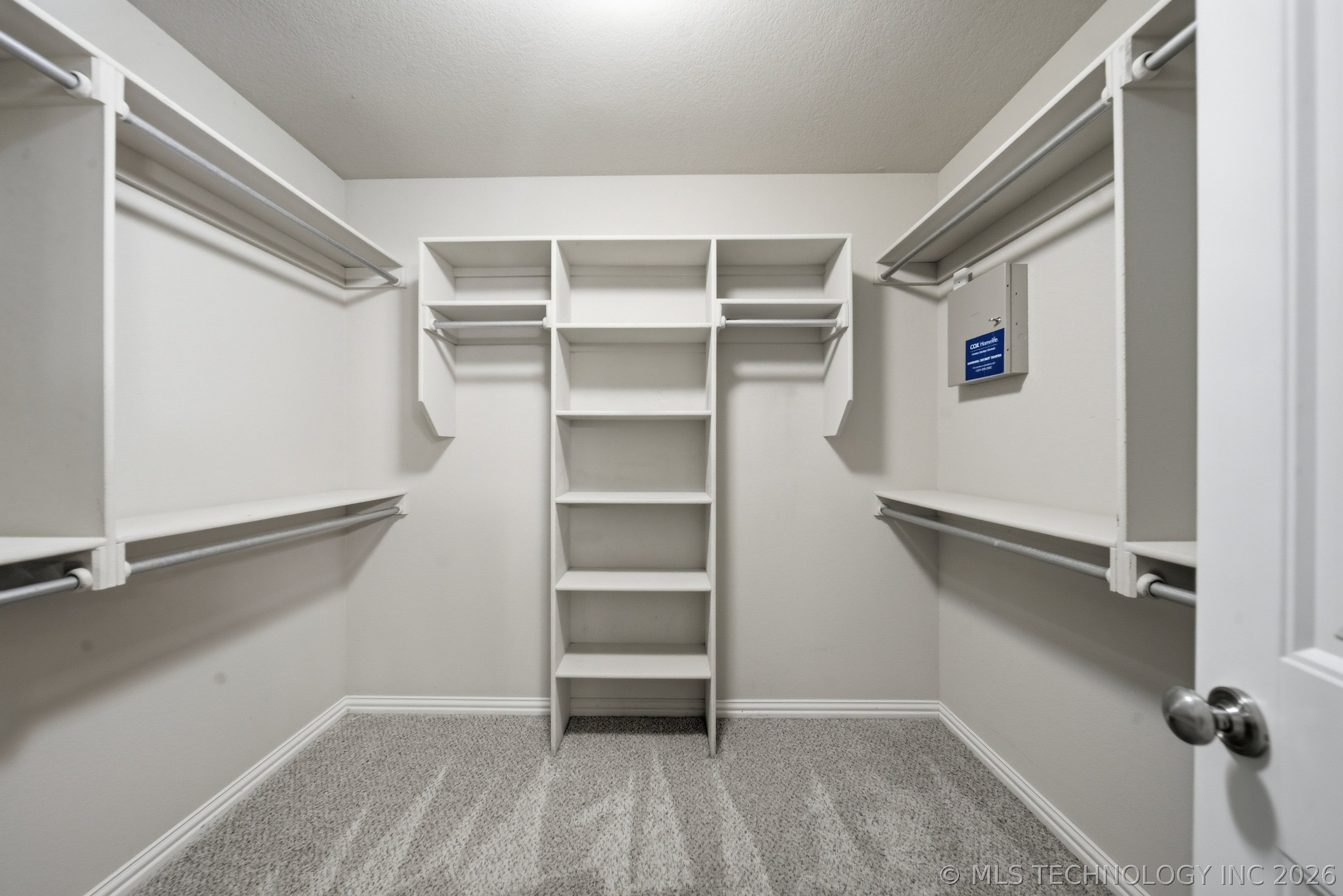 2623 S 15th Place