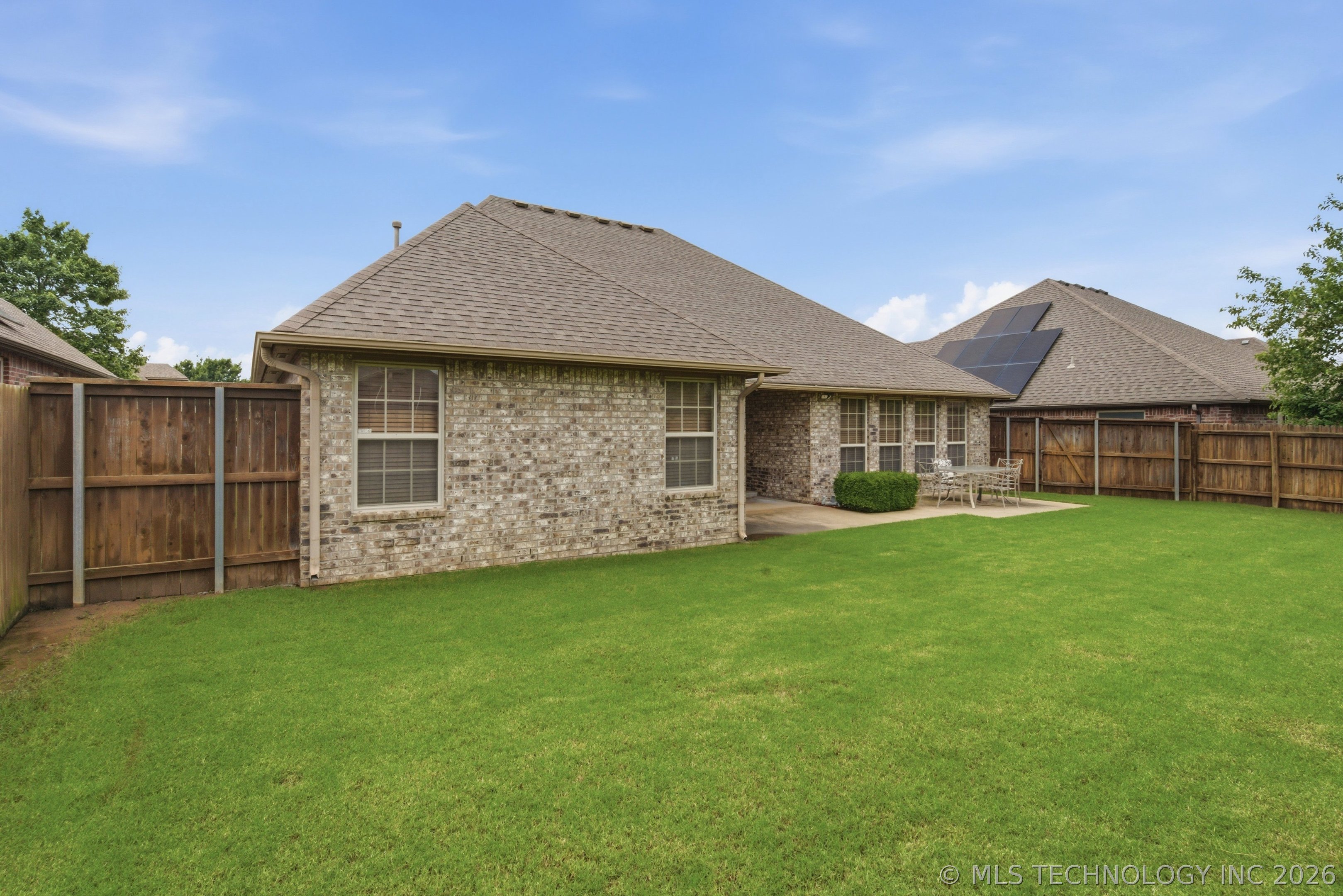2623 S 15th Place