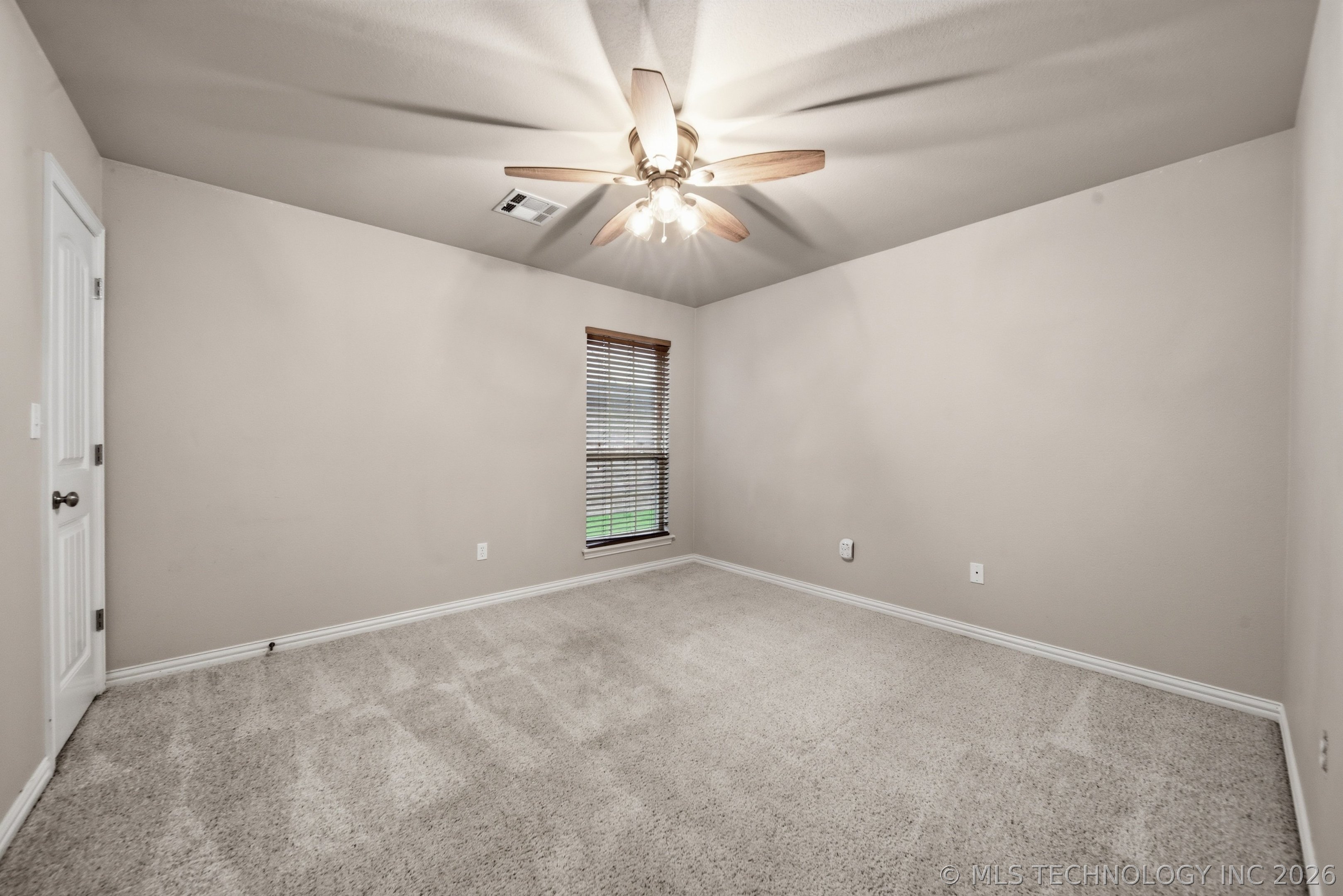 2623 S 15th Place