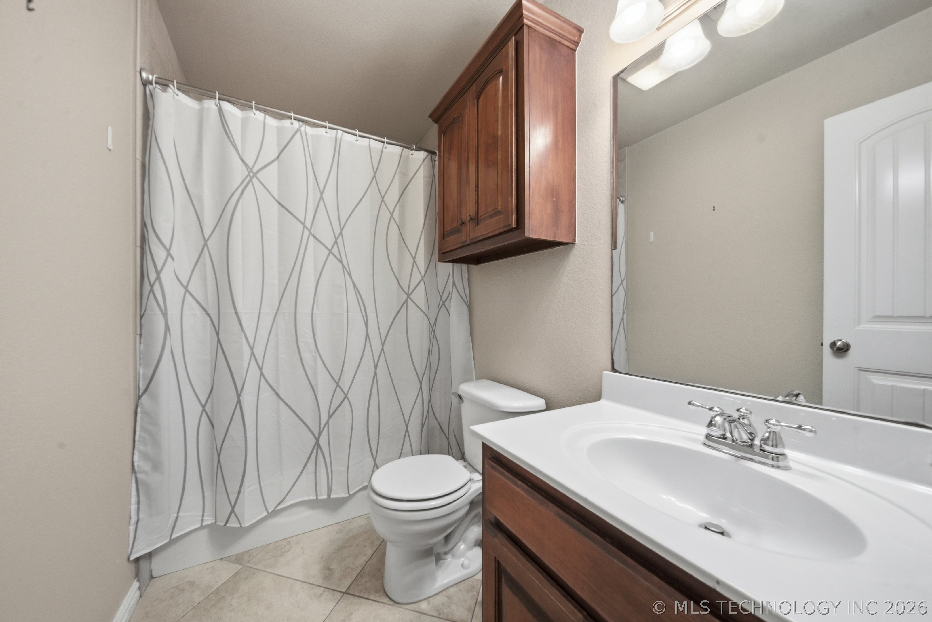 2623 S 15th Place