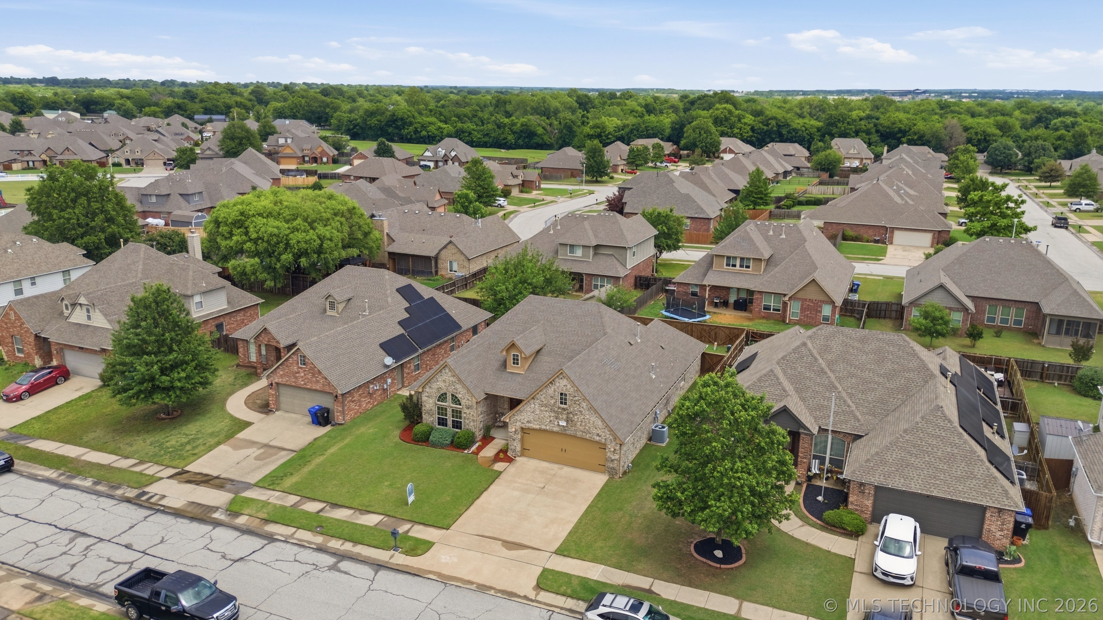 2623 S 15th Place