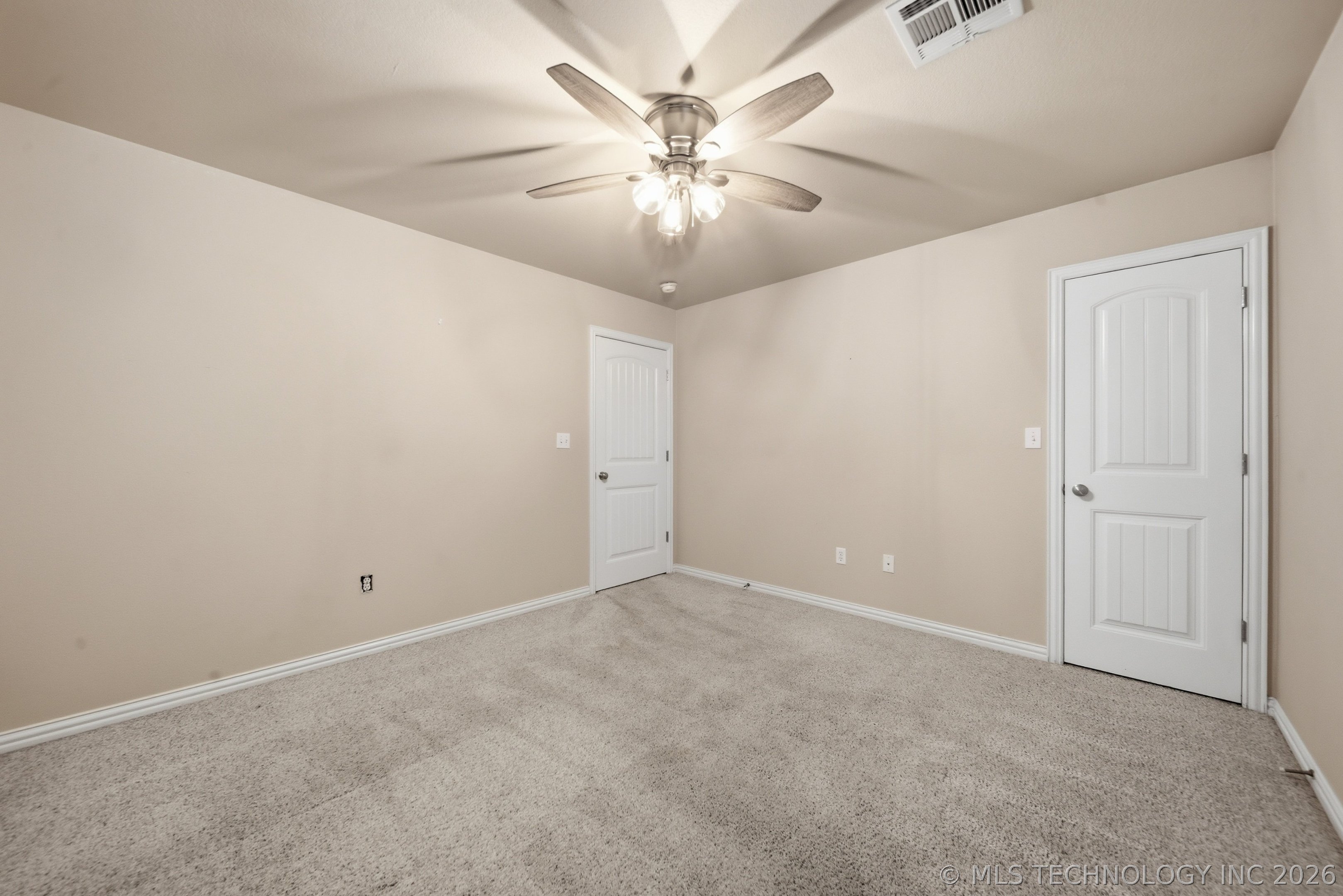 2623 S 15th Place