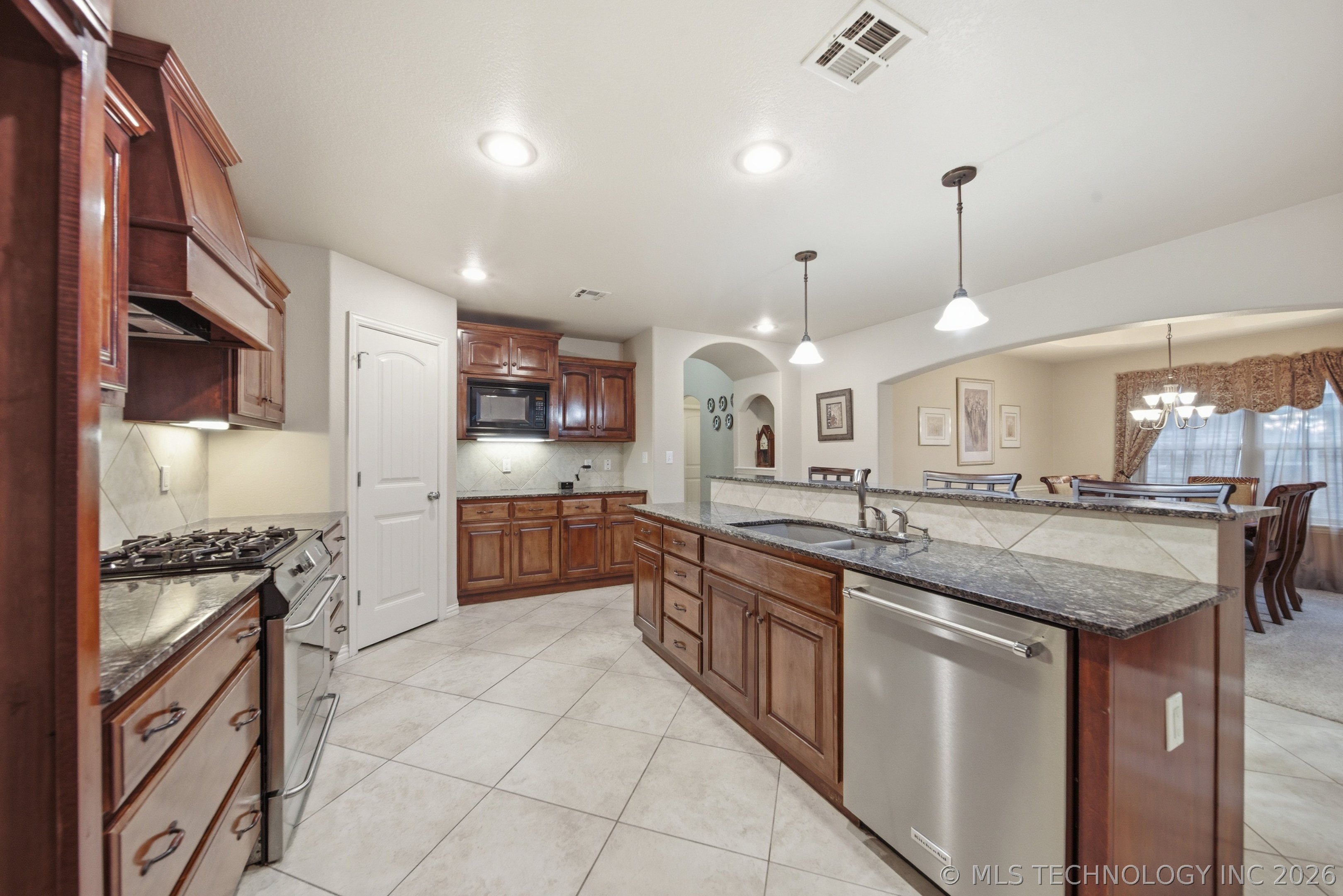 2623 S 15th Place