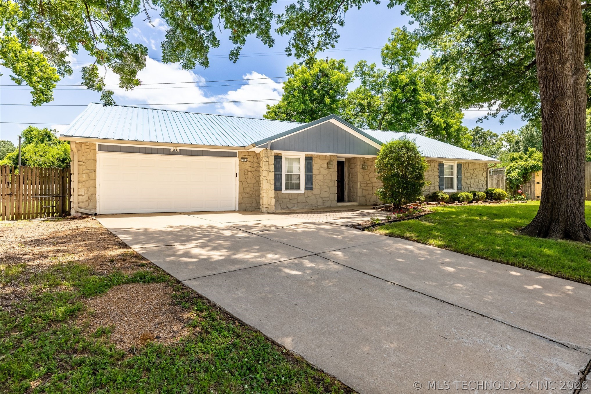 7523 S 87th Place E