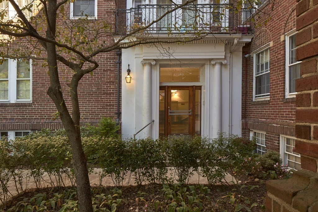 393 Broadway # 20