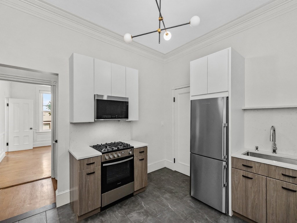 1411 Washington St # 11