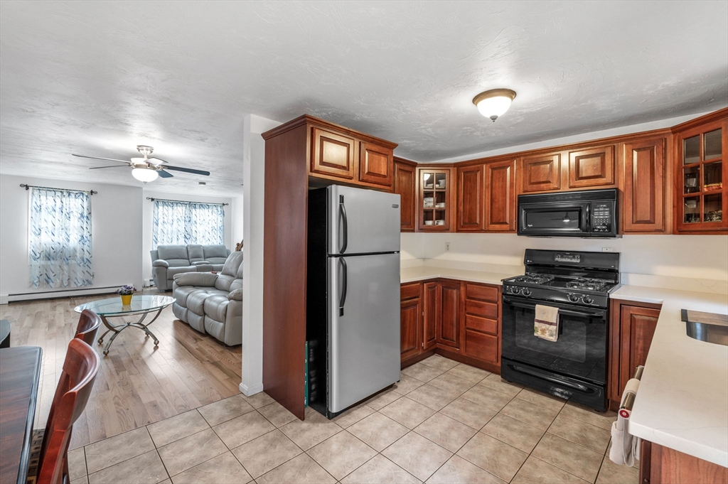 1 Pouliot St # 1