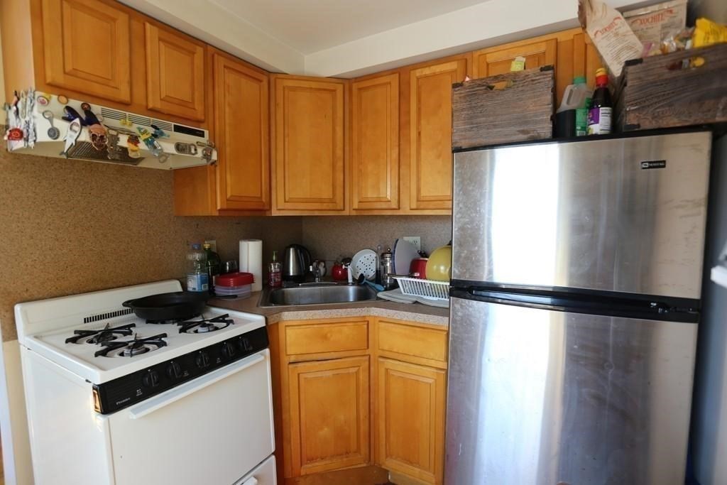 4 Commonwealth Ct # 14