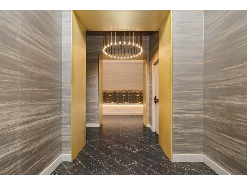 55 Lagrange # 202