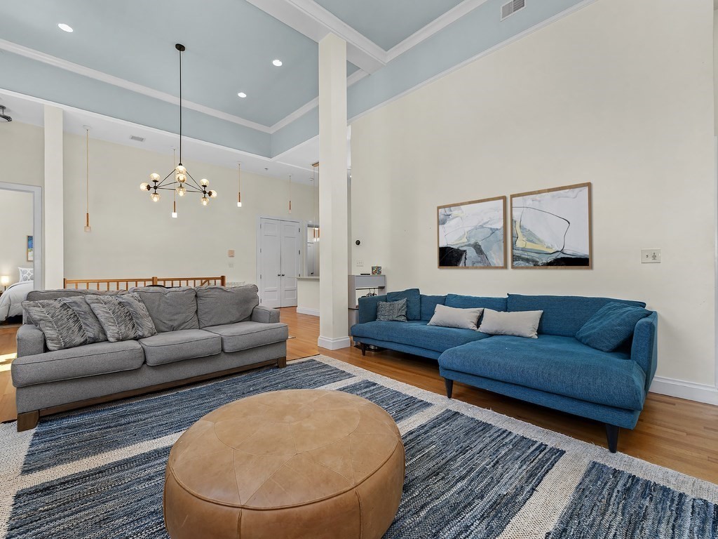 35-39 Saratoga St # 2