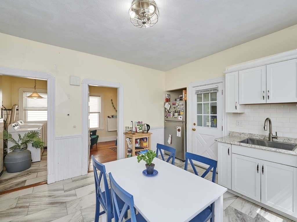 48 Wordsworth St # 2