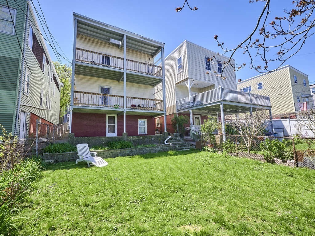 48 Wordsworth St # 2