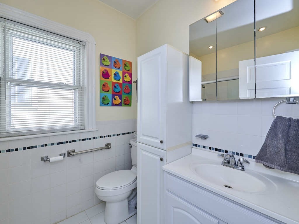48 Wordsworth St # 2