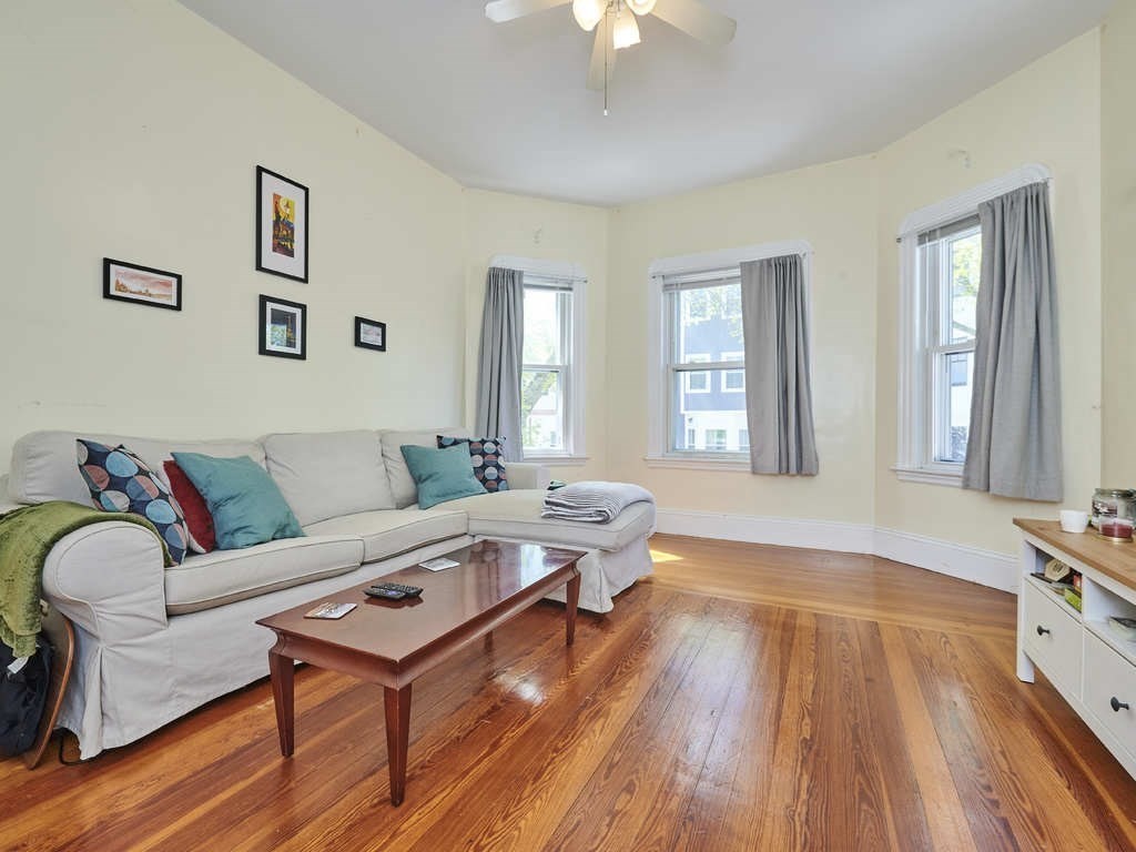 48 Wordsworth St # 2