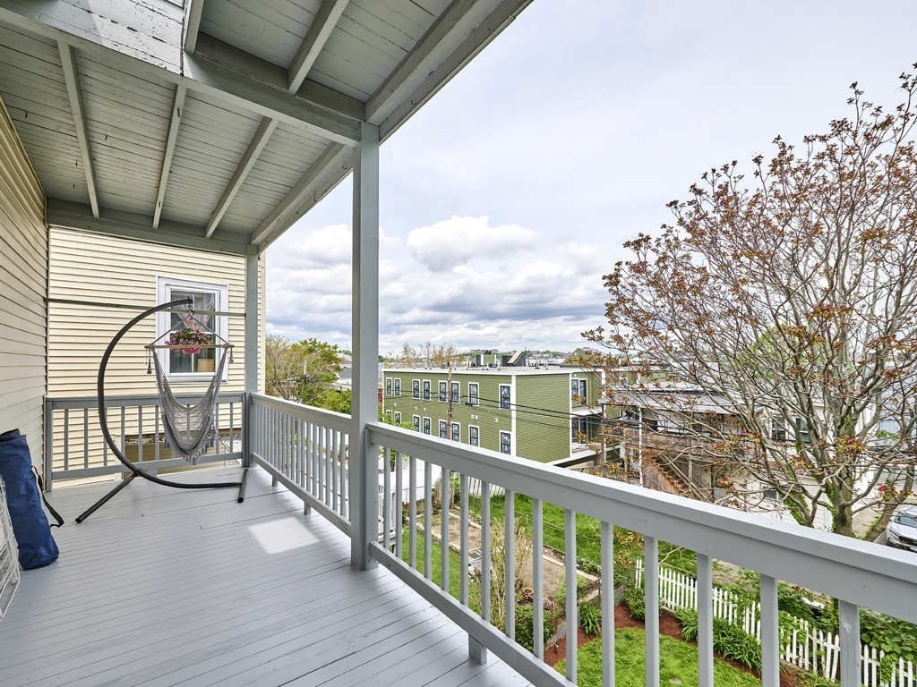 48 Wordsworth St # 2