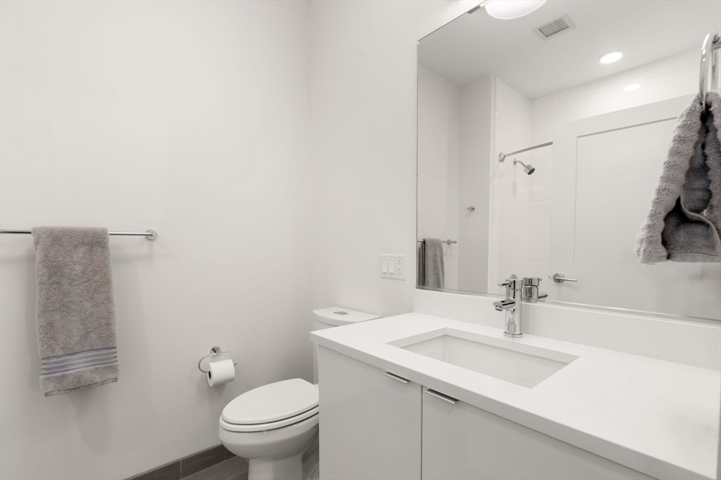 65 Lewis St # 506 Unit: U 506