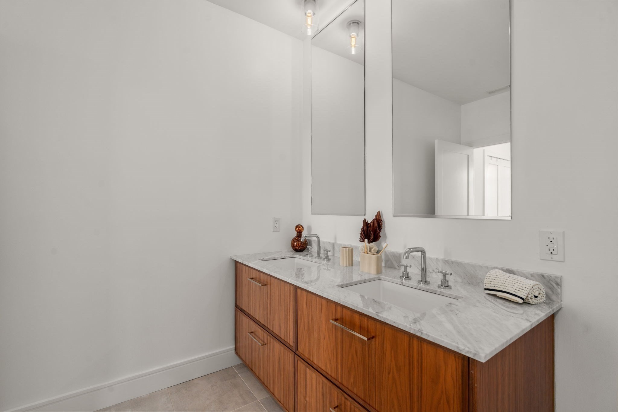 99 Sumner St # 321