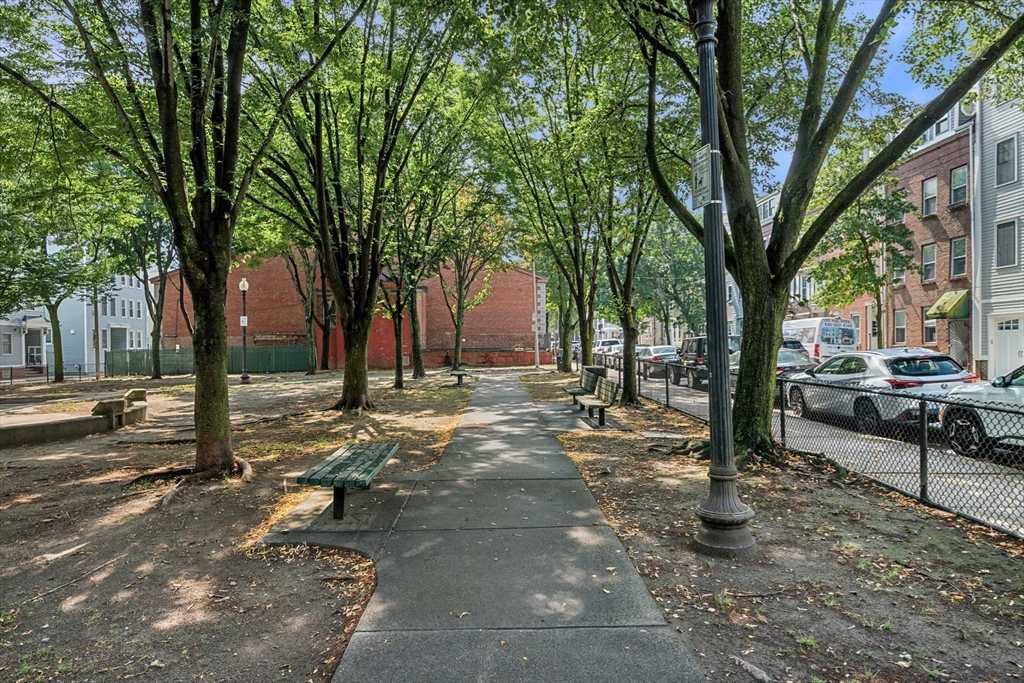 227 W 3rd # 2