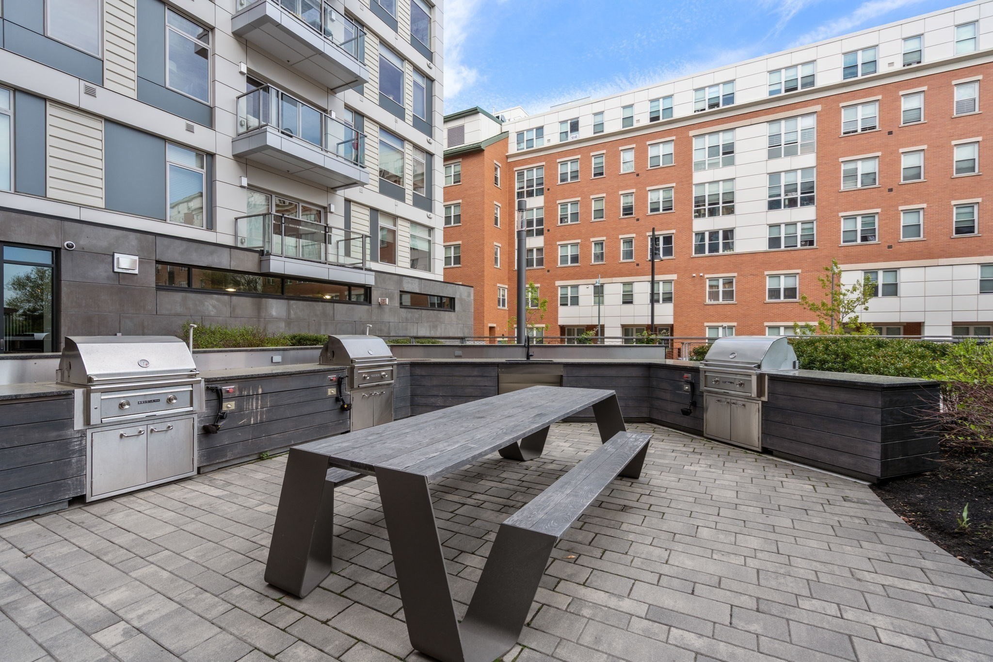 99 Sumner St # 321