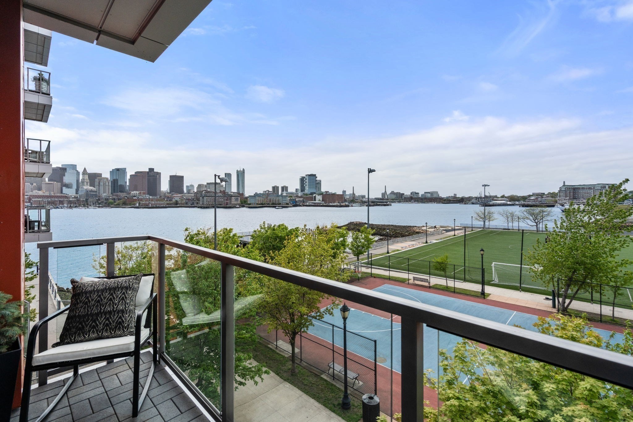 99 Sumner St # 321