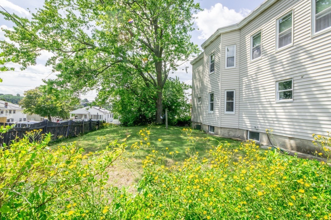 391 Mountain Ave # 1