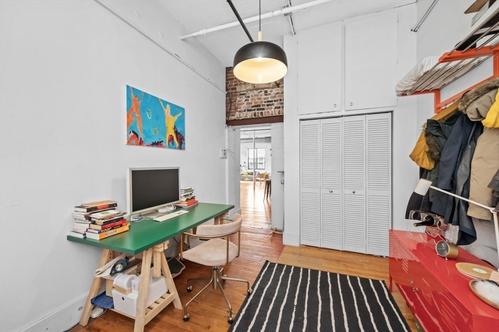 10 Williams St # 44