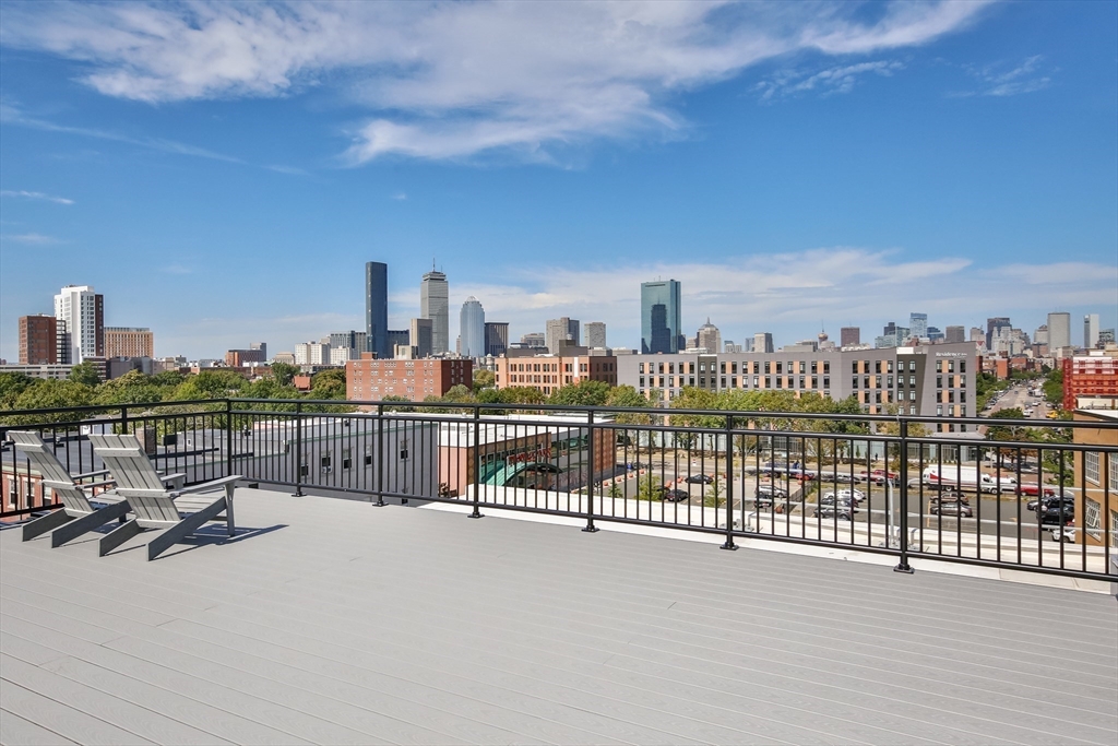 10 Williams St # 44