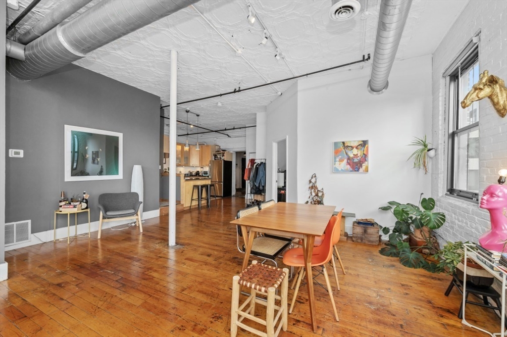 10 Williams St # 44