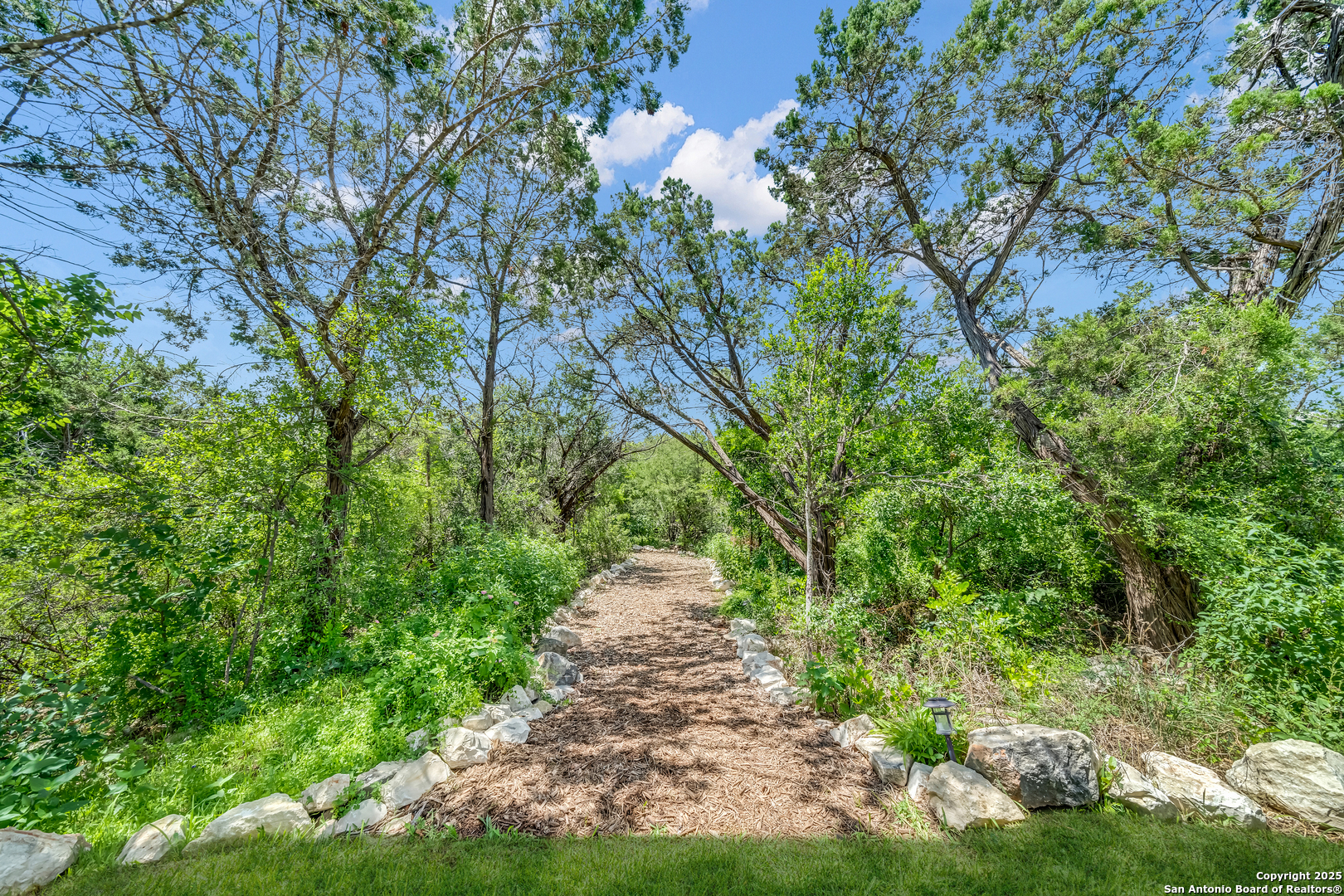 10210 Rafter O Trail
