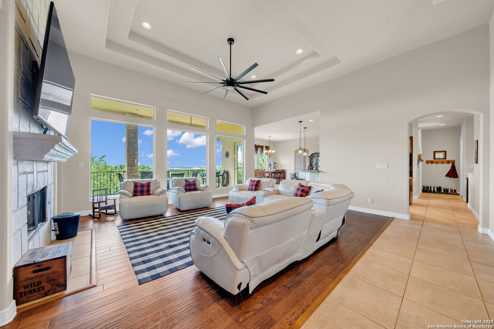 10210 Rafter O Trail
