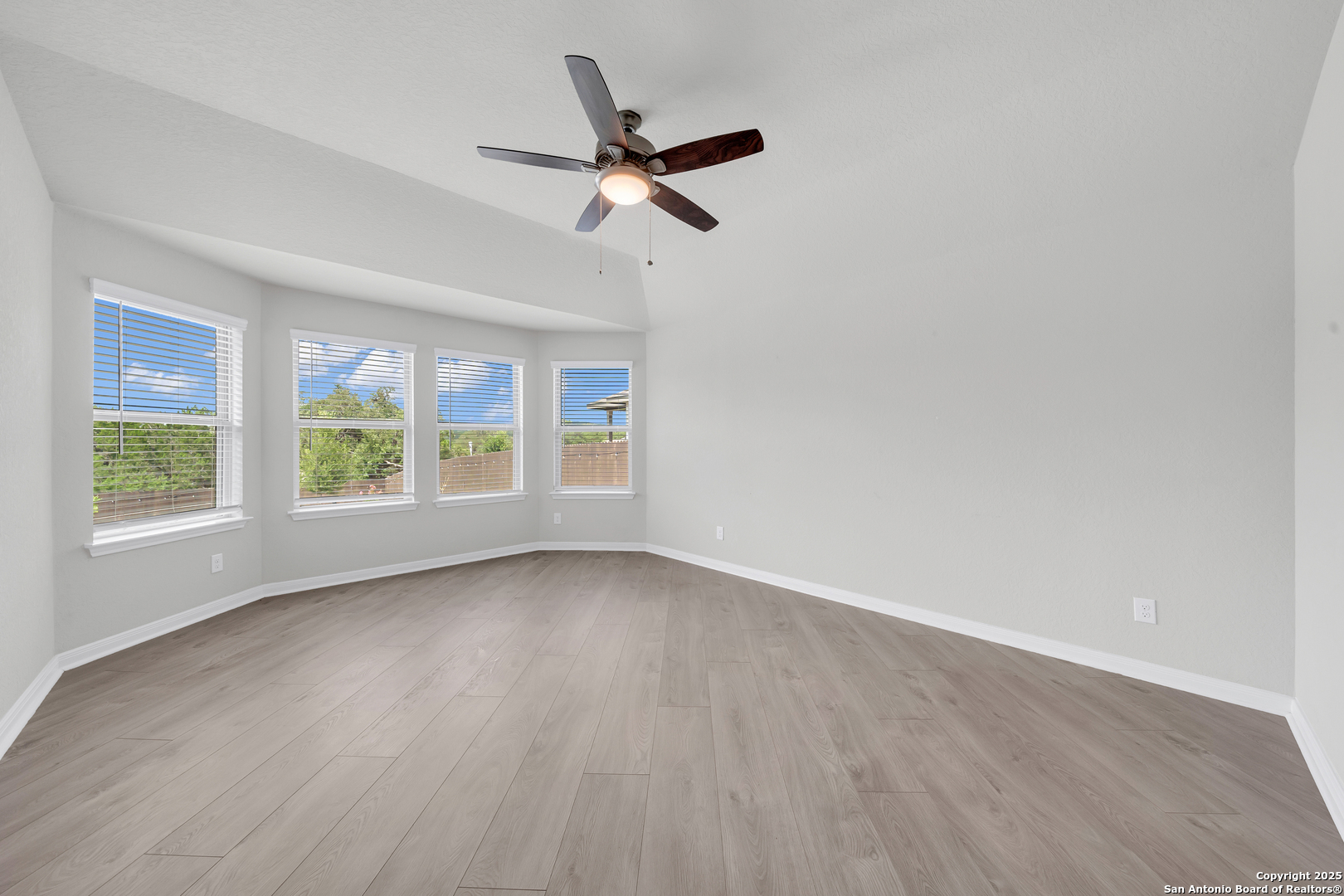 10206 Juniper Oaks