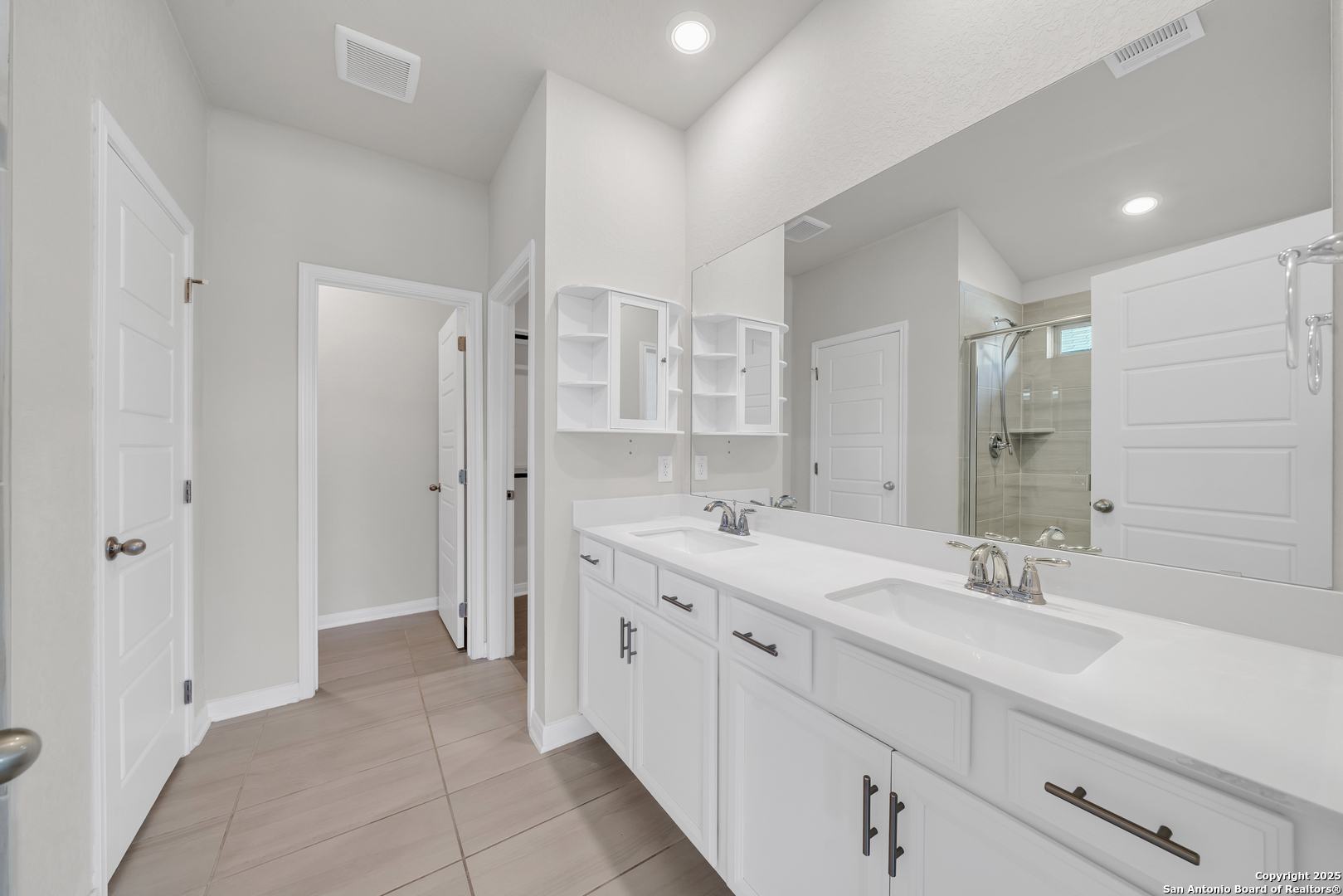 10206 Juniper Oaks