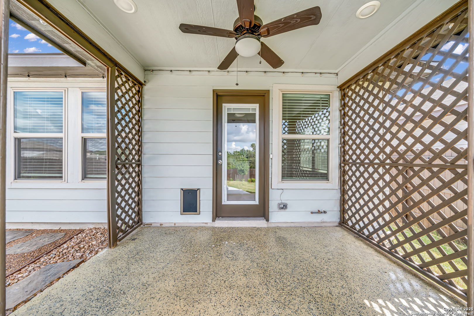 10206 Juniper Oaks