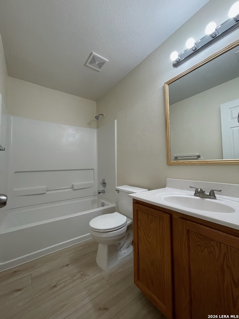 25447 Longbranch Run