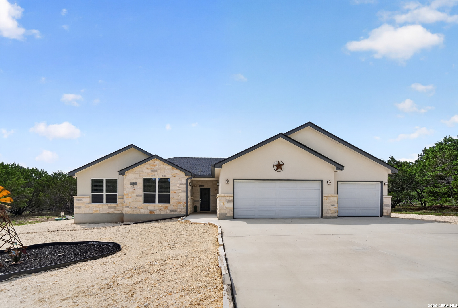 258 HEINEN RD