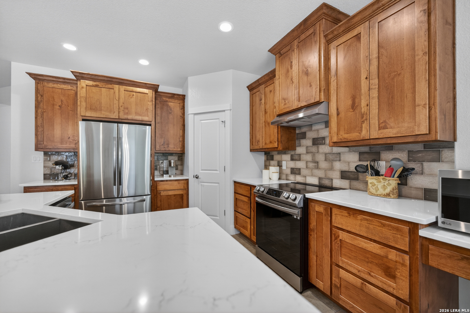 258 HEINEN RD