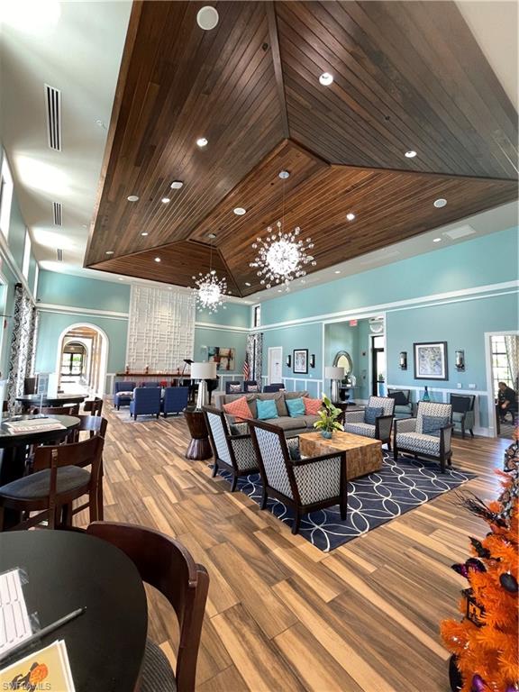 2137 Frangipani CIR Unit: 3-101