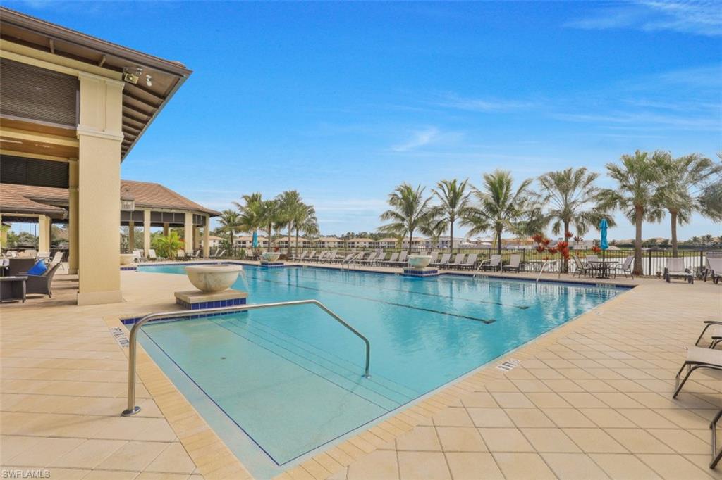 2137 Frangipani CIR Unit: 3-101