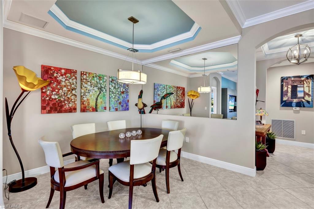 2137 Frangipani CIR Unit: 3-101