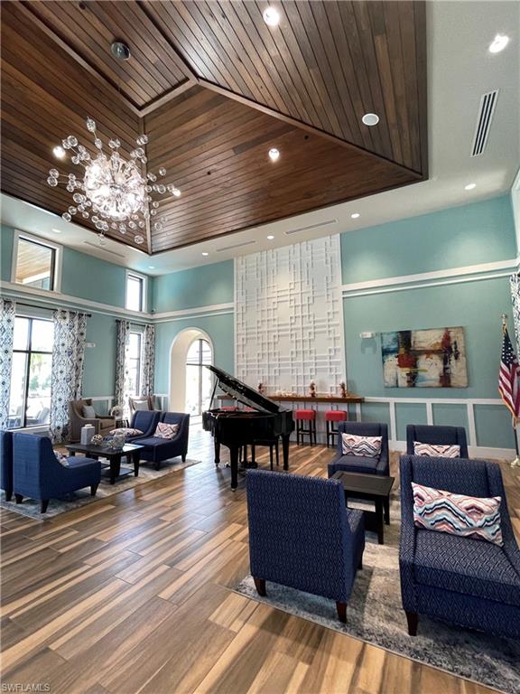 2137 Frangipani CIR Unit: 3-101