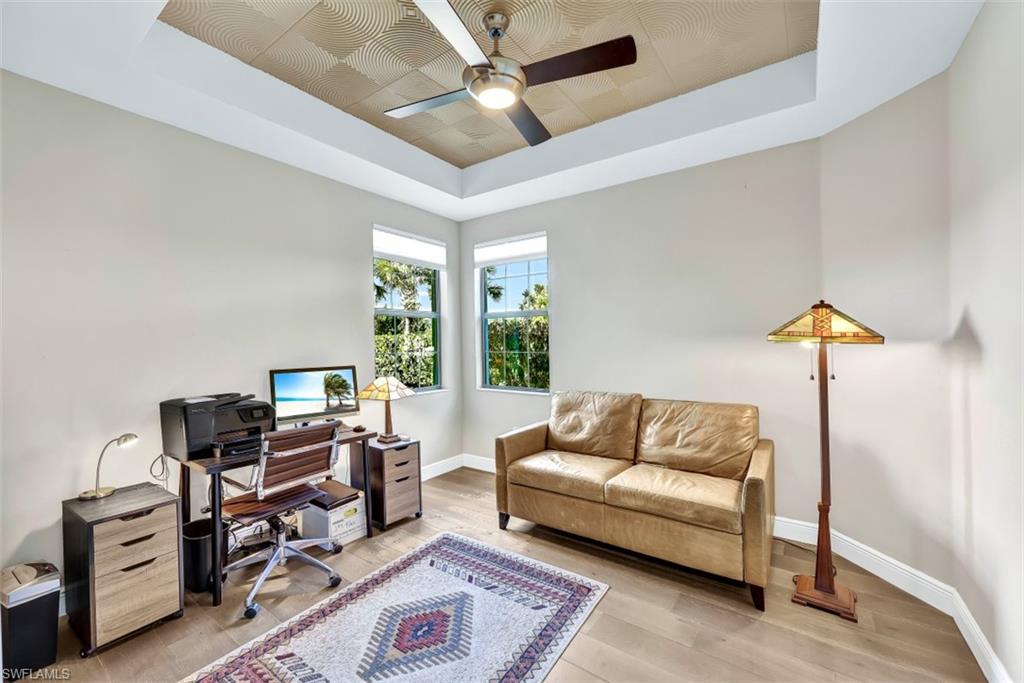 2137 Frangipani CIR Unit: 3-101