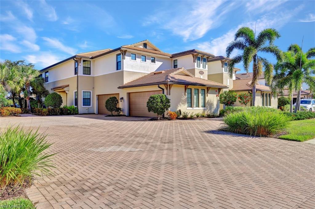 2137 Frangipani CIR Unit: 3-101