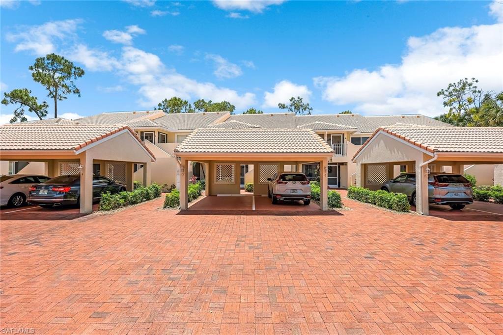 2420 Hidden Lake DR # 1006, NAPLES Unit: 1006